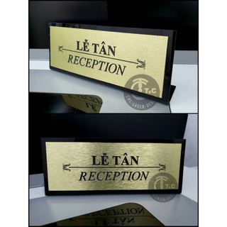Biển lễ tân để bàn