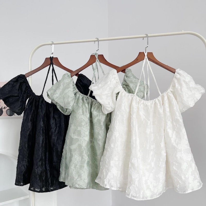 ÁO TRỄ VAI GẤM IN HOA