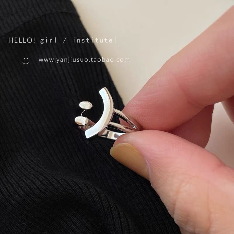 Nhẫn Kim Loại Hình Mặt Cười Đơn Giản Thời Trang Unisex