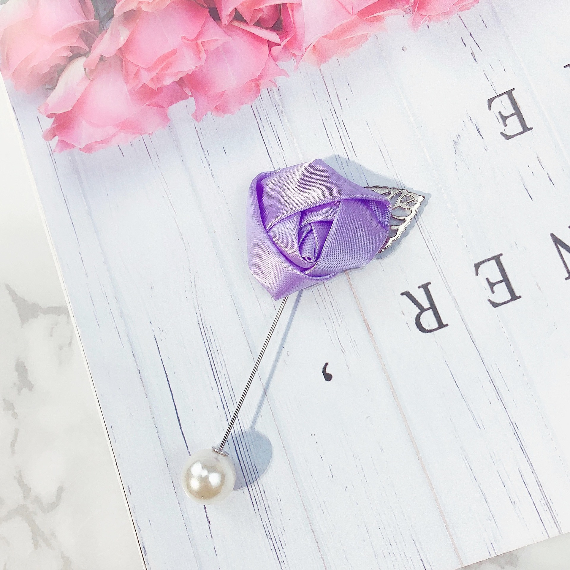 Ghim Cài Áo Cài Áo Hoa Hồng Tinh Tế Sang Trọng UMI wd-by52080