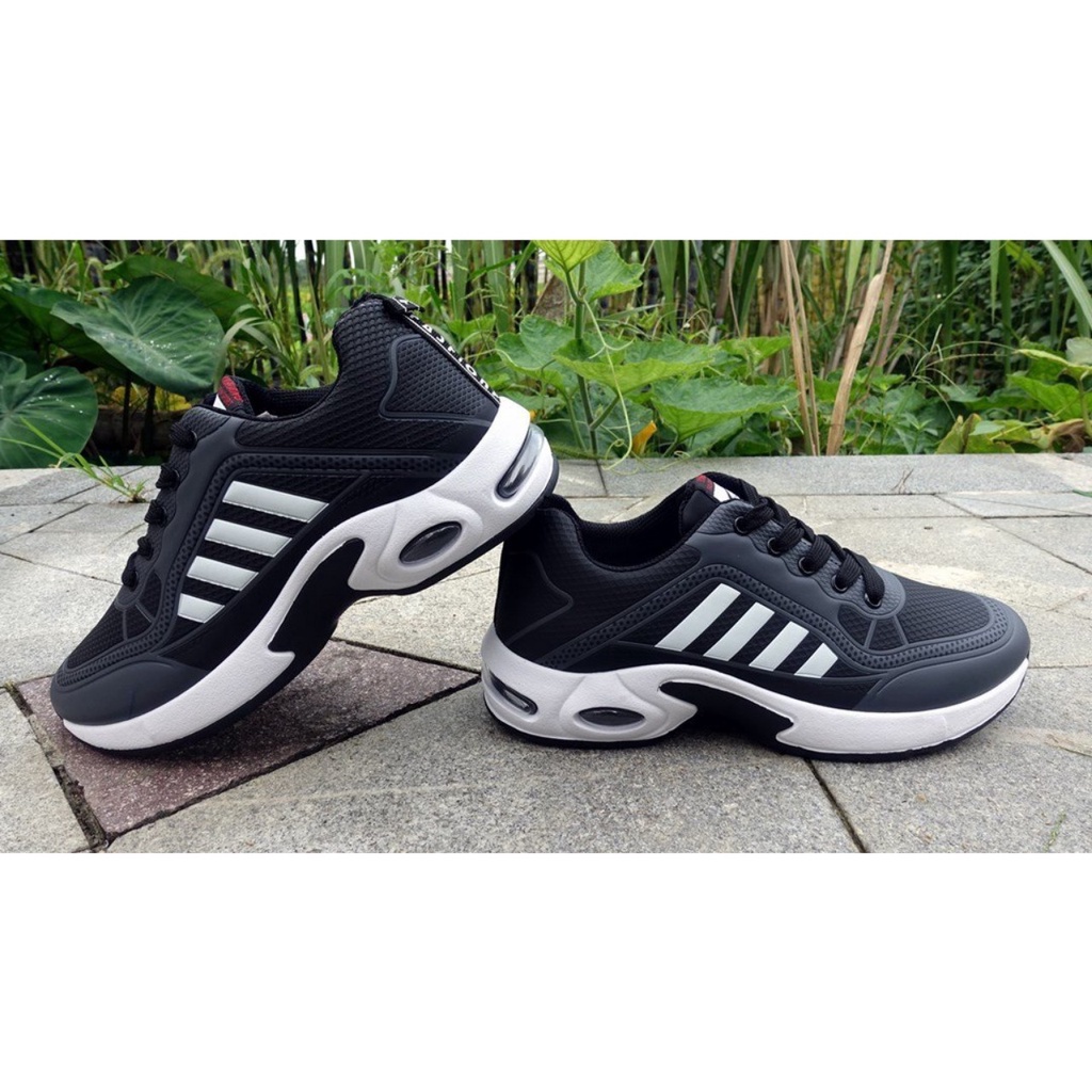 Giày Thể Thao Nam XS G31 Đen(S)