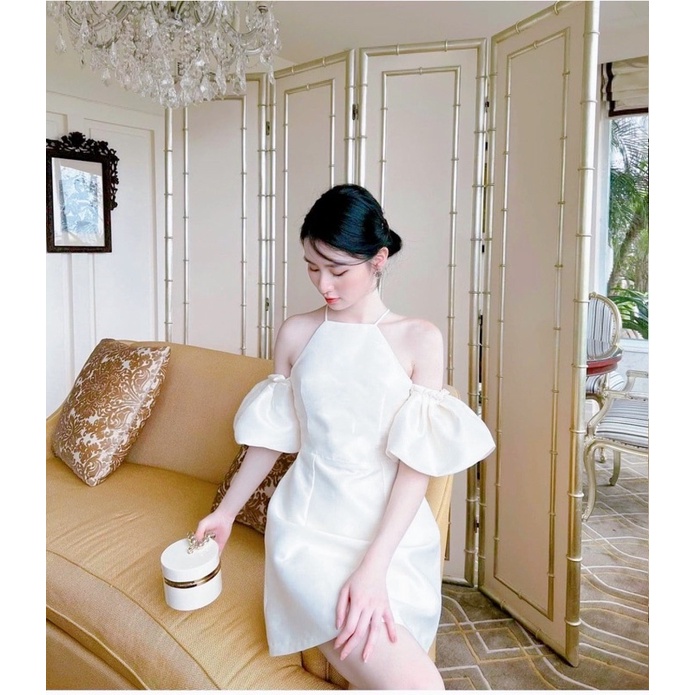Váy Yếm Trễ Vai Tay Bồng Chất Liệu TAFTA