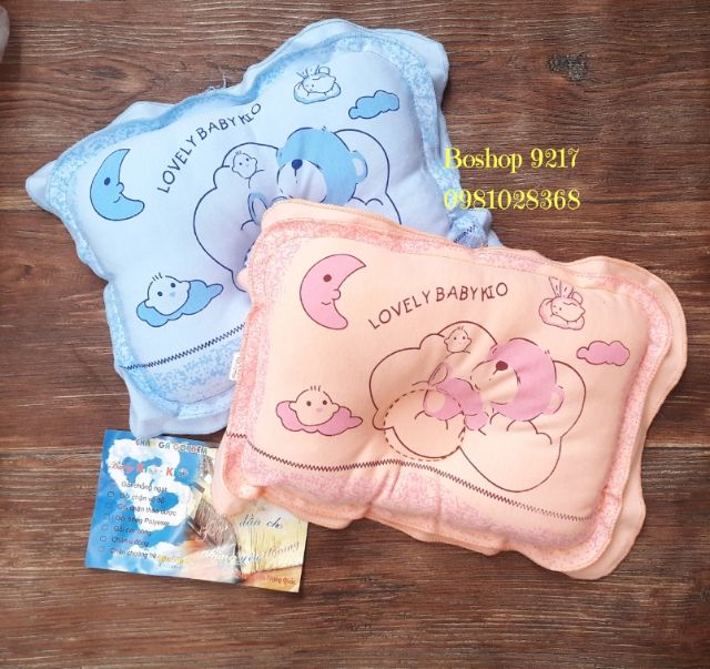 Gối Lõm Cotton Sơ Sinh Viền Bèo Kio / Gối Lõm Chống Méo Đầu