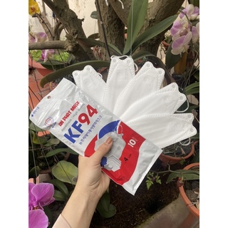 Thùng 300 chiếc khẩu trang an phát
