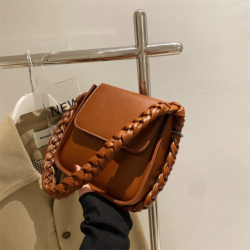 Túi đeo vai Linh Store Túi Xách Kẹp Nách Đeo Chéo Nữ Da Mềm Quai Tết Đẹp Phong Cách Hàn Quốc - LS17