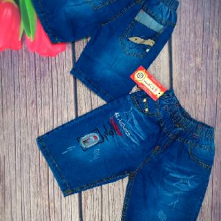 Sọt  jeans  bé  trai