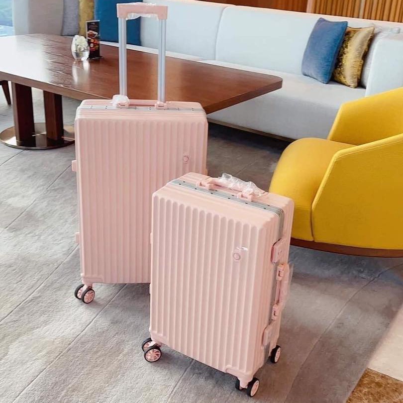 Vali Khung Nhôm Khóa Sập Kèm Áo Bọc Thời Trang