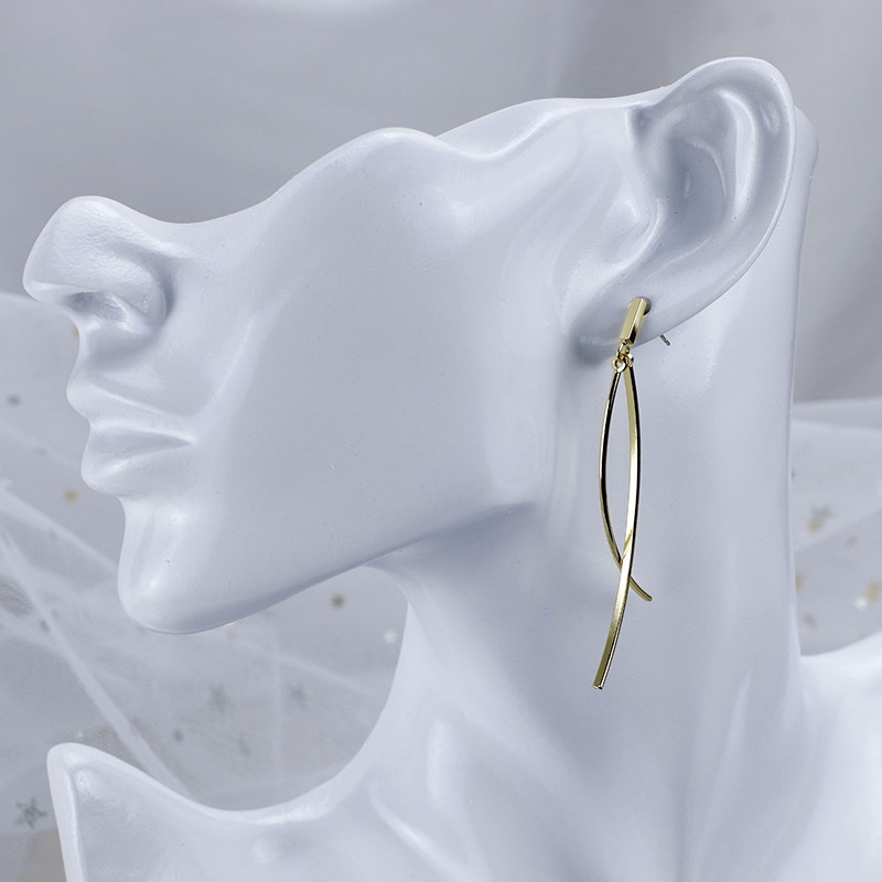 Bông Tai Bạc 925 Dáng Dài Phối Tua Rua Hình Thánh Giá Thanh Lịch Cho Nữ