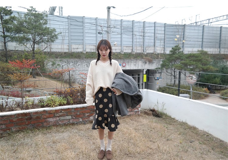 Áo Sweater Dệt Kim Dáng Rộng Cổ Chữ V Thời Trang Cho Nữ | BigBuy360 - bigbuy360.vn