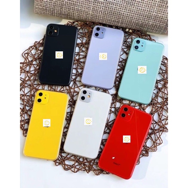 Mô hình điện thoại iP11 trưng bày nhiều màu rất đẹp