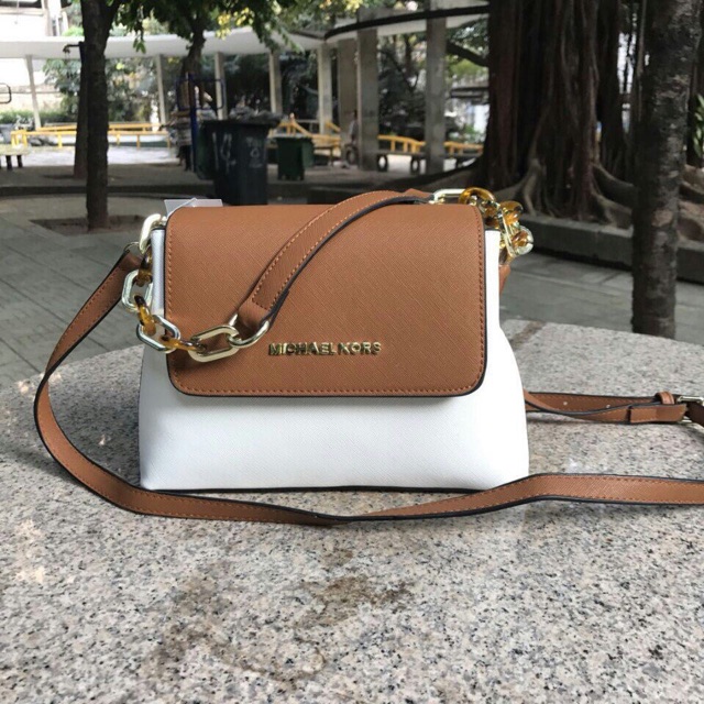 Túi Michael Kors MK phối màu hình thang size 22