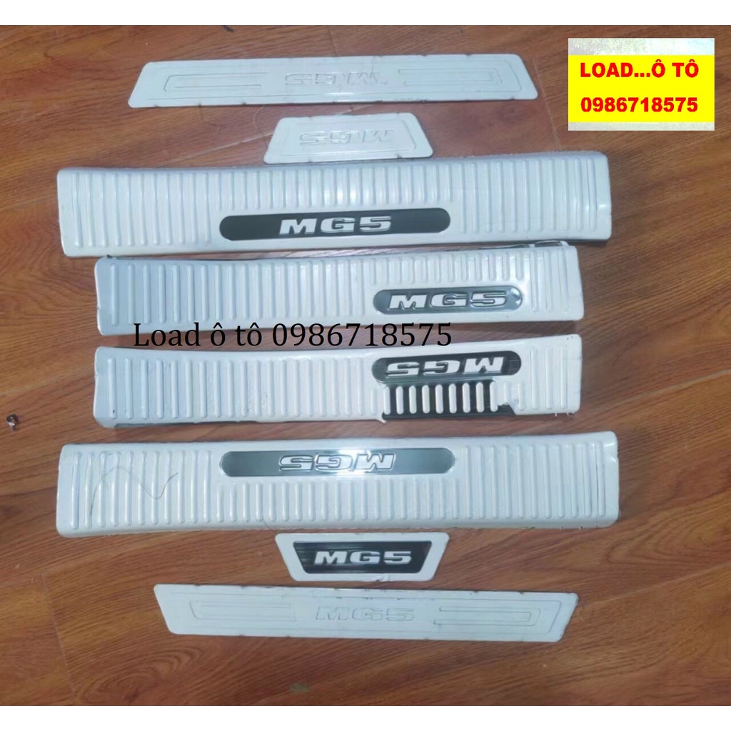 Ốp Bậc Cửa, Nẹp Bước Chân Trong Xe MG5 2022-2023 Mẫu Titan Cao Cấp
