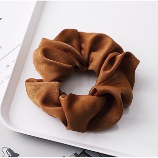 Dây buộc tóc Scrunchie vải lụa bóng nhiều màu mới 2020