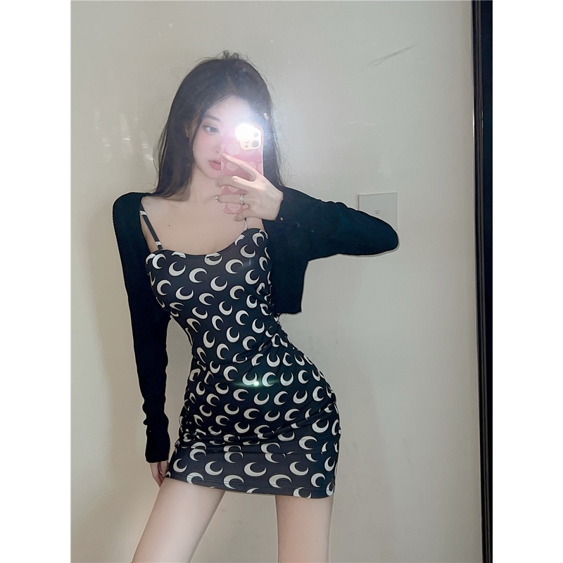 DUNEA Áo Dệt Kim Nữ Trễ Vai In Hình Mặt Trăng Màu Đen 3.8