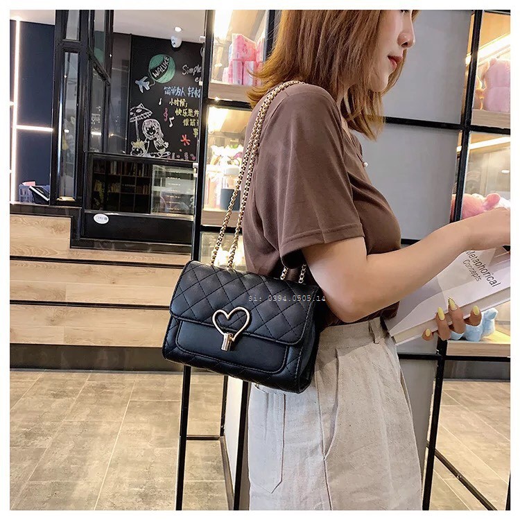 [Mã FAMAYWA2 giảm 10k đơn từ 50k] Túi Đeo Chéo Nữ ♥️FREESHIP♥️ Túi Đeo Vai Khóa Trái Tim Hàn Quốc Dây Xích HQ 152 | BigBuy360 - bigbuy360.vn