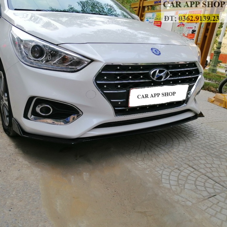 Cản trước thể thao 3 mảnh cho xe Huynhdai Accent 2020