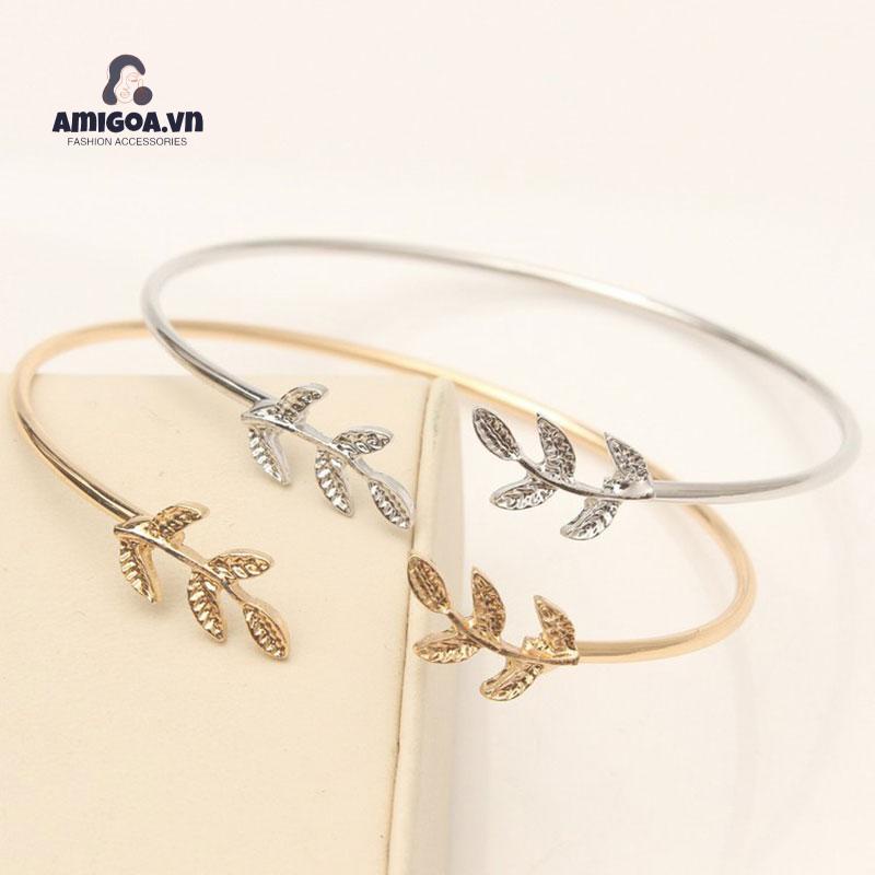 Vòng Tay Mở Hình Chiếc Lá Dành Cho Nữ