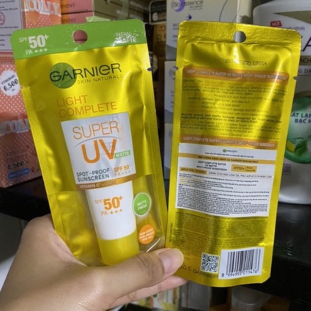 (HSD:04/2024_Có tem phụ nhập khẩu)Kem chống nắng kiềm dầu & sáng da Garnier 15ml | BigBuy360 - bigbuy360.vn
