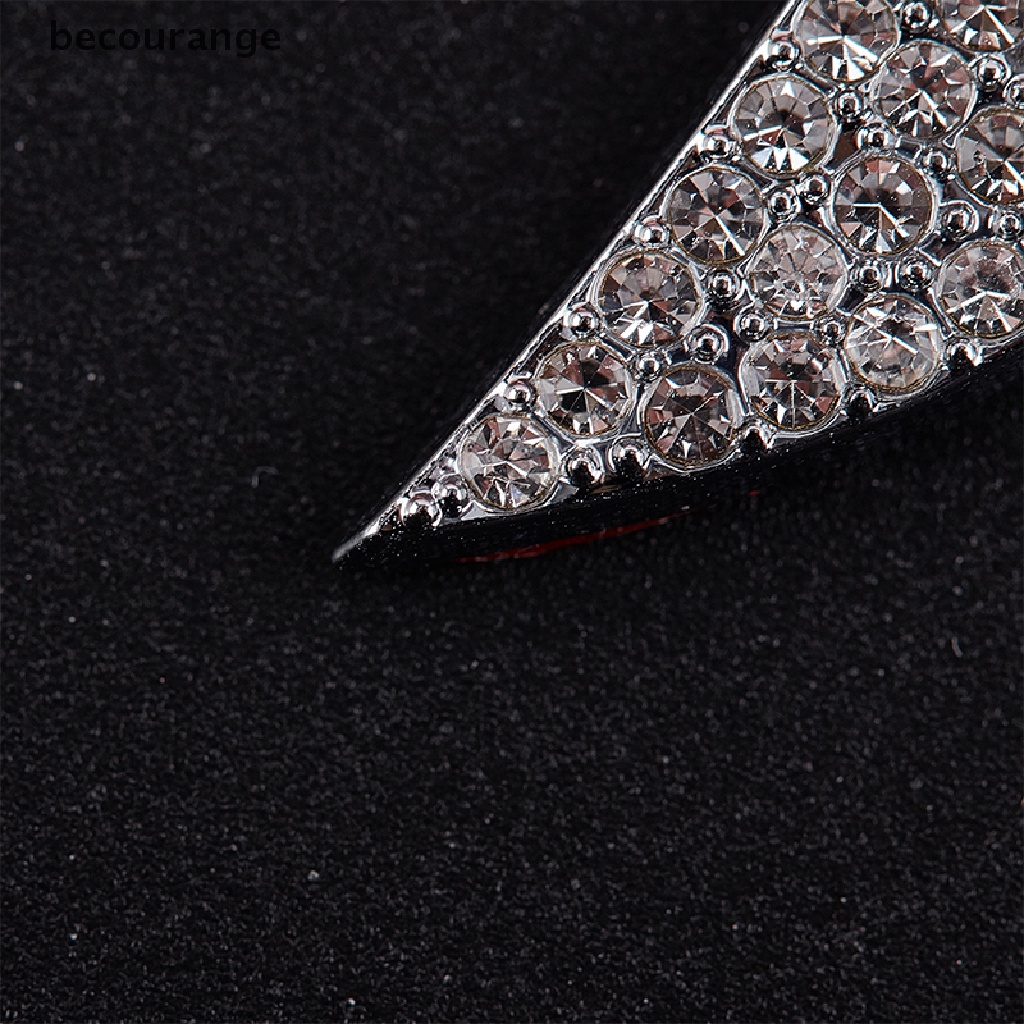 Bọc Vô Lăng Xe Hyundai i10 i20 Kim Cương