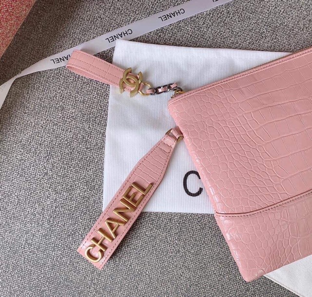 Cluth CN  gabrielle hot hit