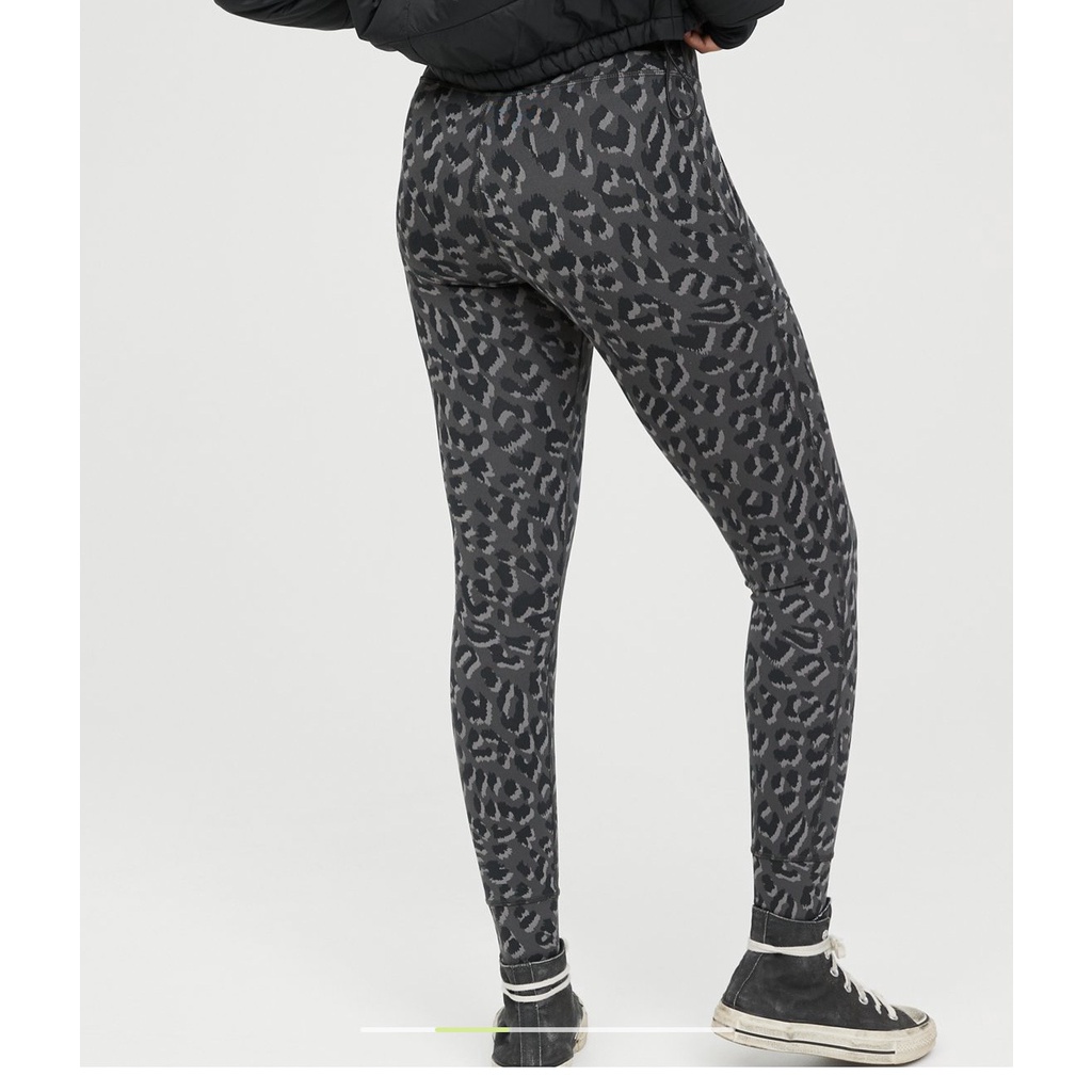 Quần tập seam jogger camo thể thao nữ xuất khẩu - Hàng dư xịn