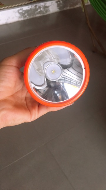 Đèn PIN cầm tay siêu sáng MW-9035