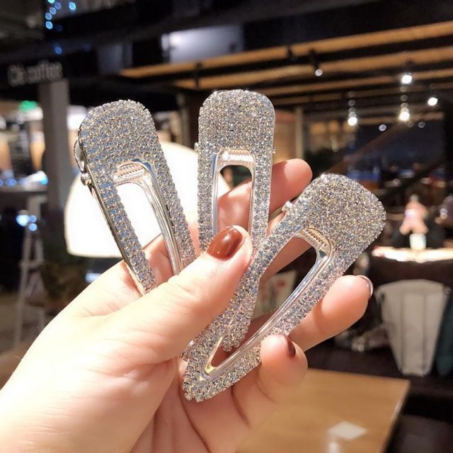 Kẹp HOT HIT | BigBuy360 - bigbuy360.vn
