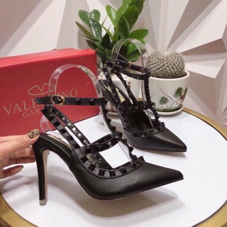 Giầy cao gót valentino