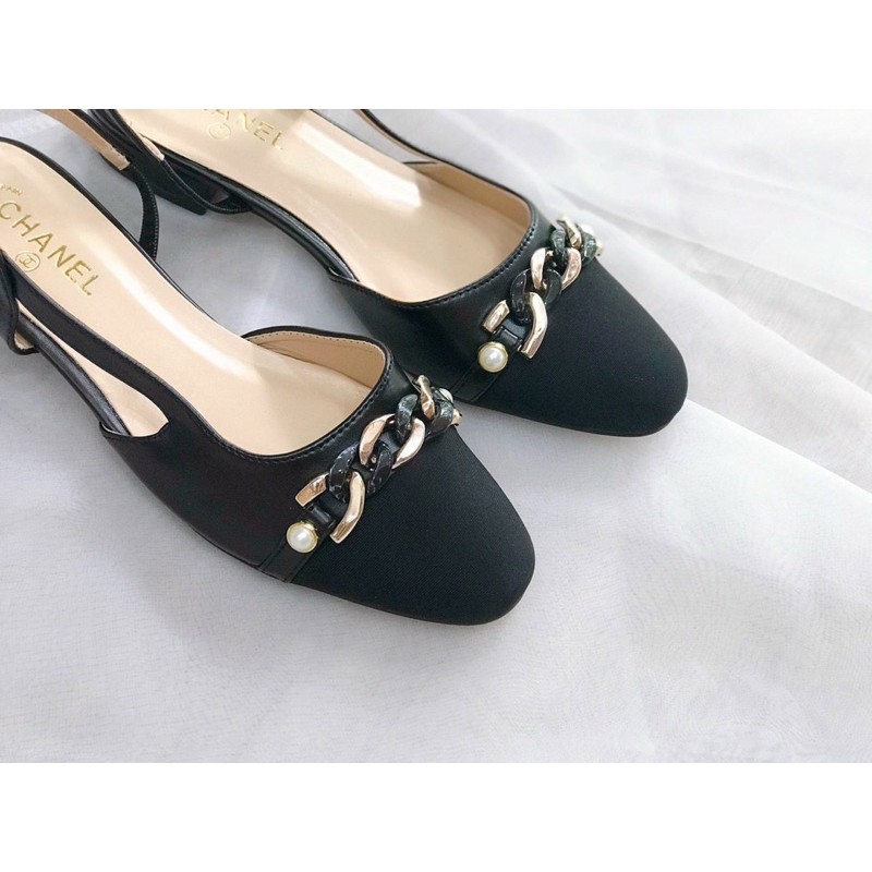 sandal CN 2P khuy đá + khuy xích