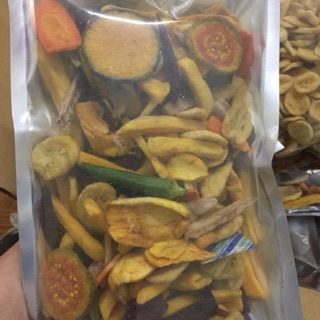 Thập cẩm, nho, đậu Hà Lan muối, kẹo dẻo 0,5kg