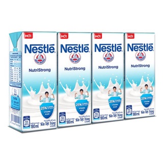 Sữa tươi tiệt trùng Nestle có đường 180ml (lốc 4 hộp)