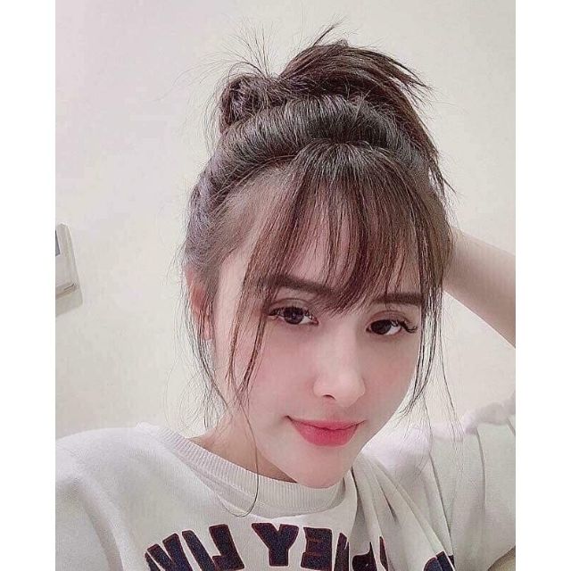 Tóc mái thưa tóc thật
