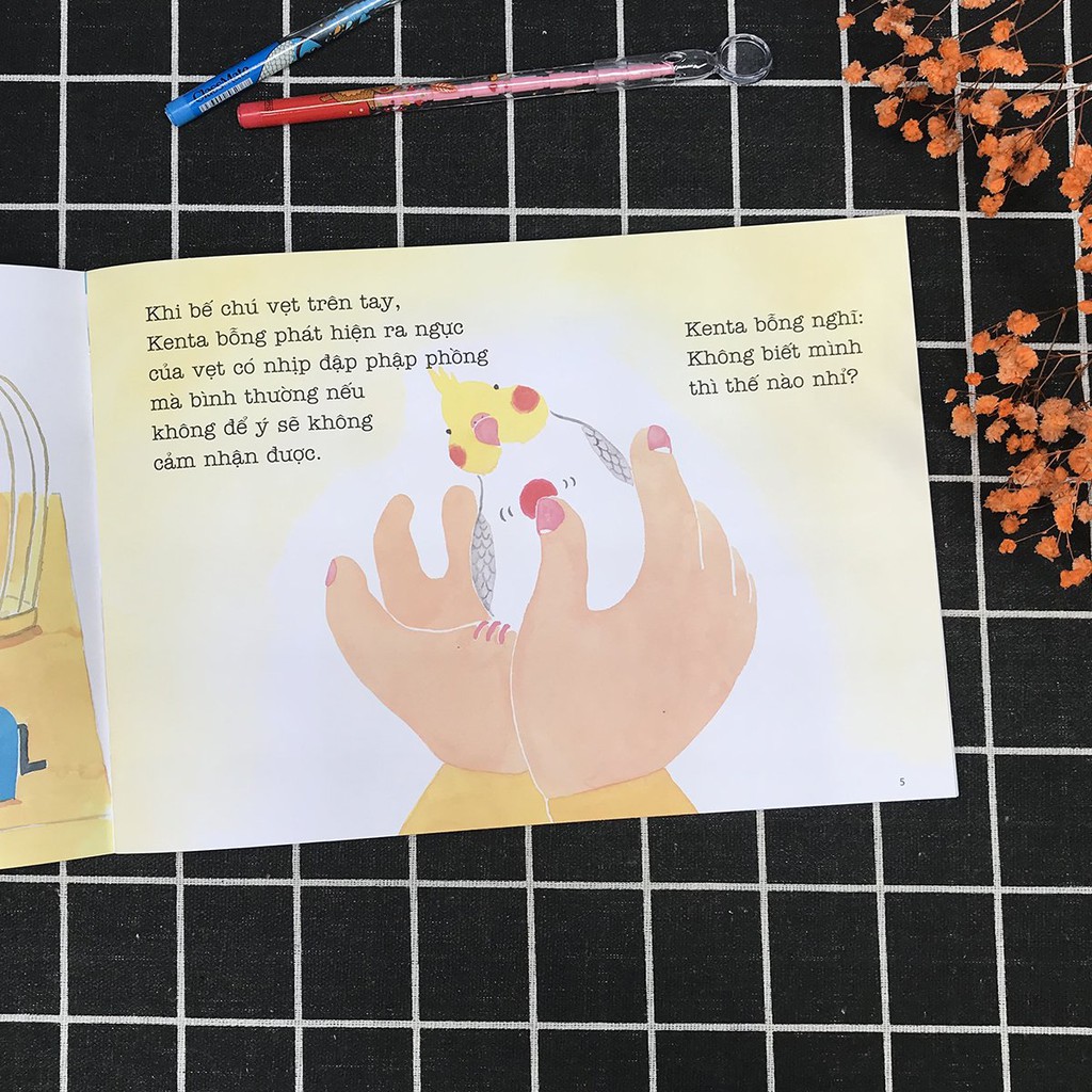 Sách - Ehon Sự Kỳ Diệu Của Cơ Thể - Bí Mật Của Trái Tim (Tái bản 2020) | BigBuy360 - bigbuy360.vn