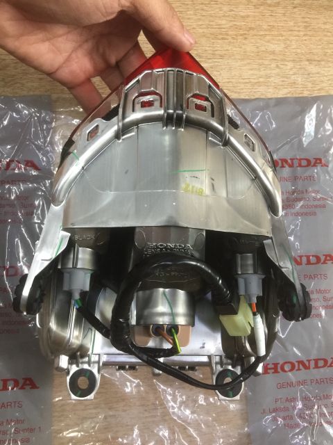 ĐÈN LÁI SONIC 150R  CHÍNH HÃNG HONDA INDONESIA NHẬP KHẨU NGUYÊN CHIẾC