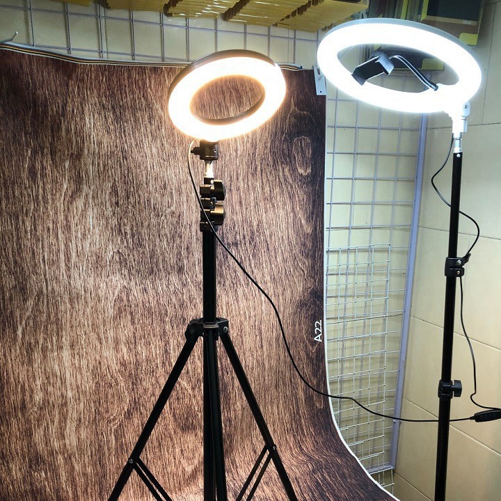 ĐÈN LIVESTREAM 26CM DANH CHO ĐIỆN THOAỊ - MrPhuKien