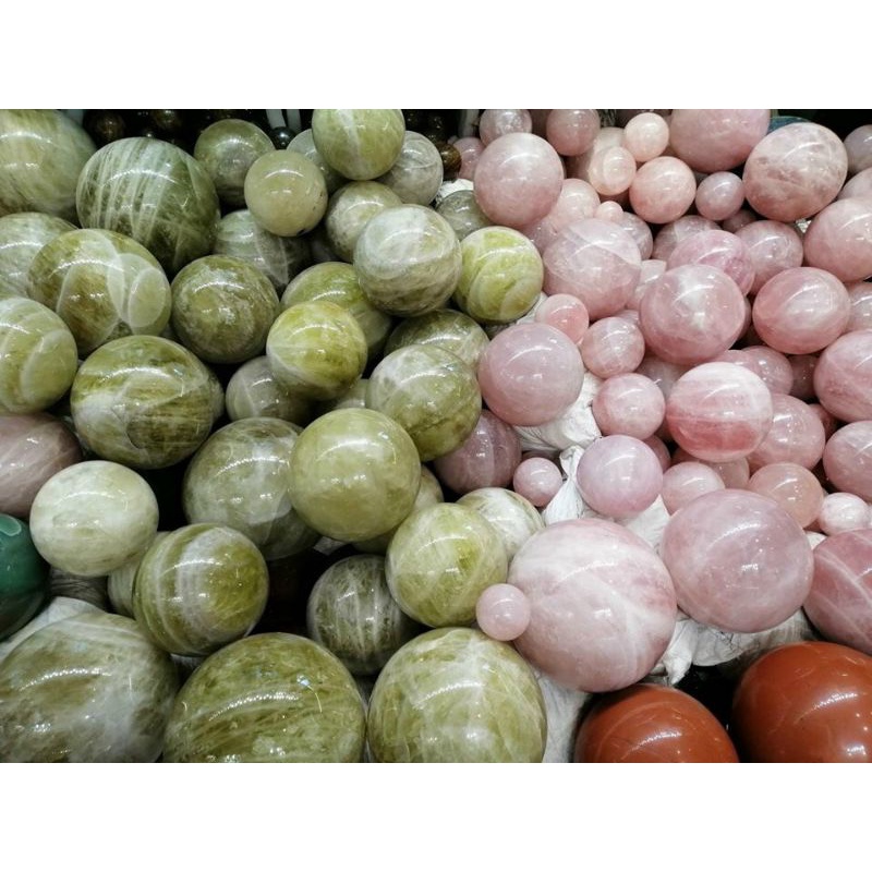 Quả cầu đá đen dùng thanh tẩy bài tarot, dùng phong thủy, bàn thờ Thần tài, bàn làm việc, sưu tầm