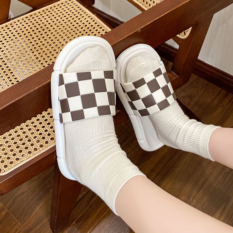 Dép Đi Trong Nhà Họa Tiết Bàn Cờ Trắng Đen Dễ Thương Cho Nữ