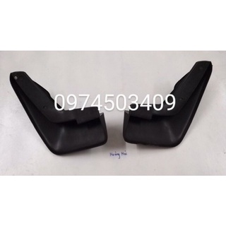 Chắn bùn bánh Daewoo Cielo