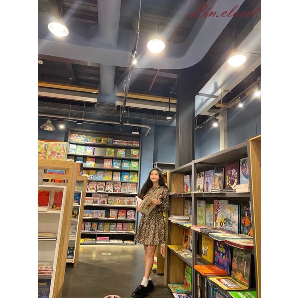 Đầm babydoll hoa nhí tay dài dáng xoè