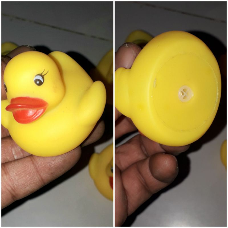 Sét 5 con vịt bằng nhựa dẽo bóp kêu chít chít loại mini