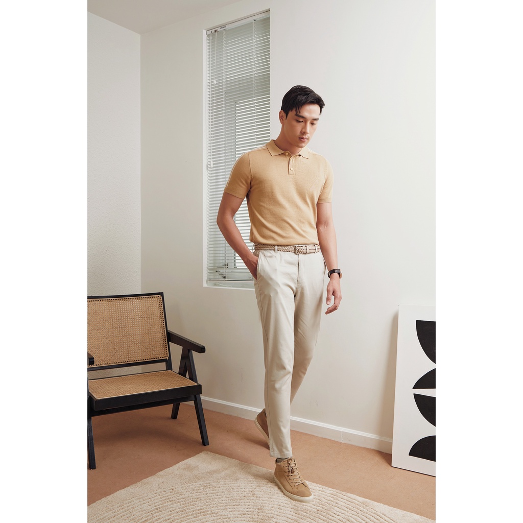 A/G Polo Dệt Kim Màu Beige Kết Hợp Sọc Trắng Hai Bên Vai Tinh Tế Thời Trang Thanh Lịch