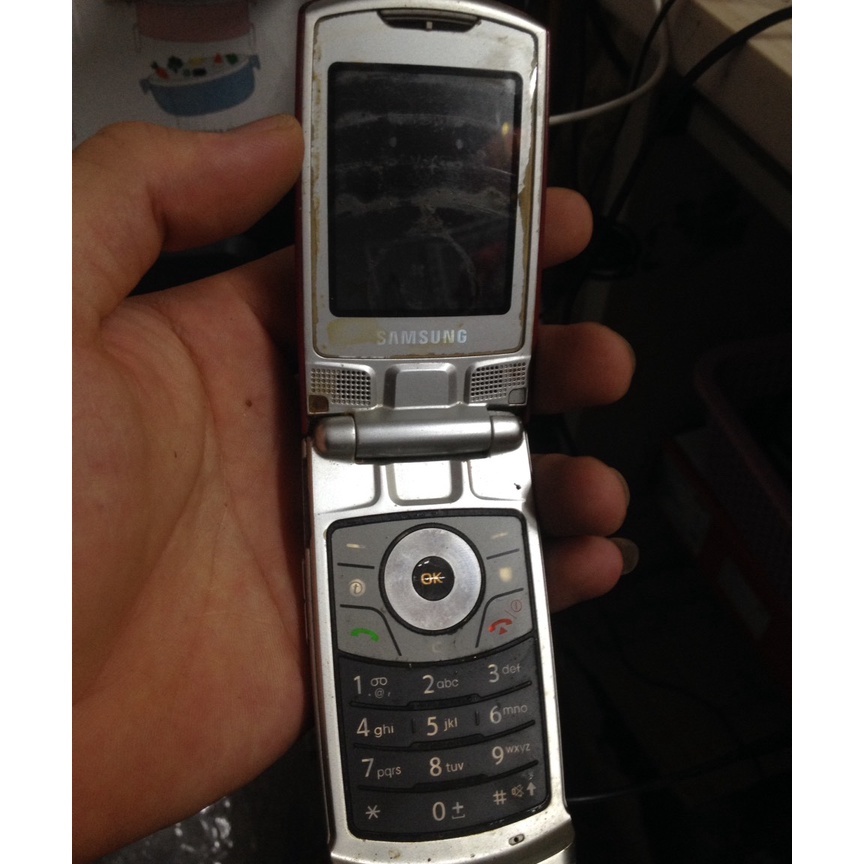 Xác SAMSUNG gập k pin,màn ngoài mất đèn,màn trong k lên,k test gì,bán xác ae lấy linh kiện,làm gì làm
