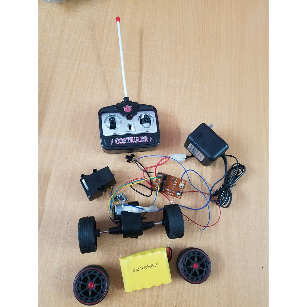 Combo đầy đủ bộ chế tạo xe sử dụng 2 động cơ và dùng nguồn 6v,hàng chất lượng cao,giá tốt
