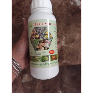 Cặp đôi chế phẩm thảo mộc và nấm xanh nấm trắng trừ côn trùng, sâu bọ