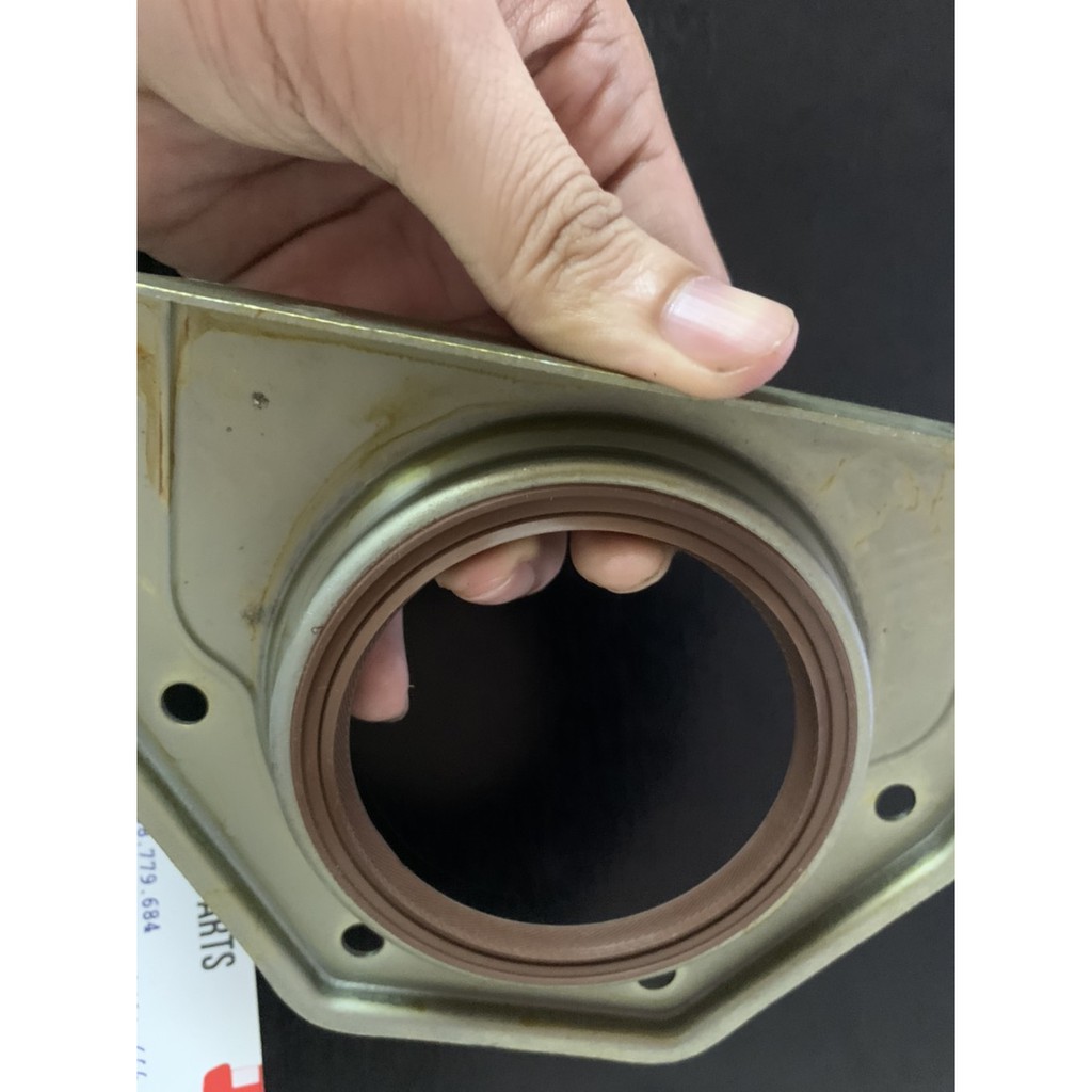 Phốt đuôi cốt máy Fiat 1.6