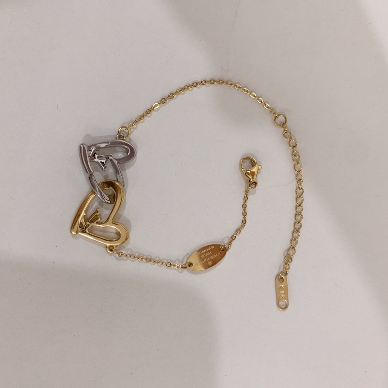 Lắc tay tim đôi LV,VL ko rỉ [ HÀNG MỚI VỀ] Hàng có hộp