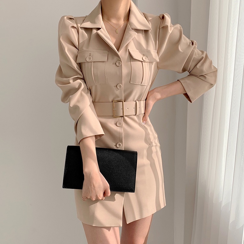 Đầm cổ vest dài tay kèm thắt lưng dáng ôm có túi ngực màu pastel công sở