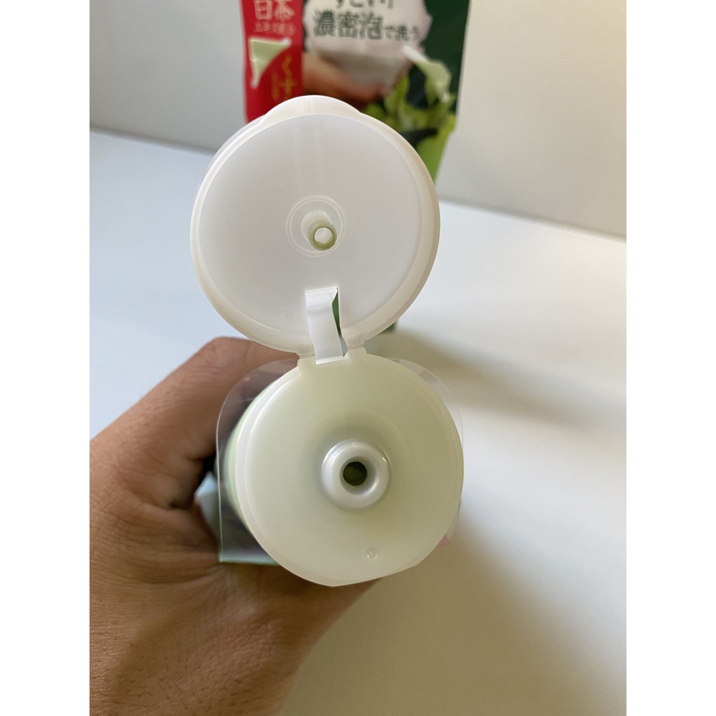 Sữa rửa mặt trà xanh Nhật Shirochasou Green Tea Foam cho da dầu mụn 120gam