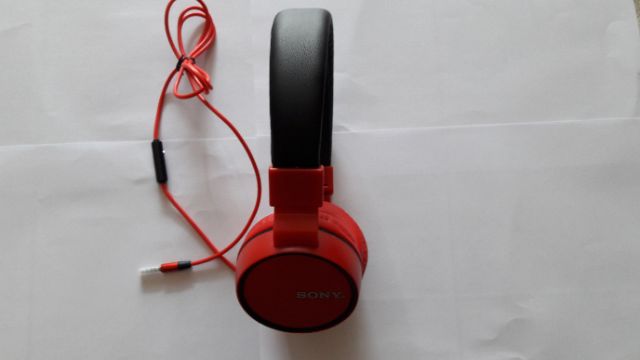 Tai nghe Bluetooth Sony Extra Bass MDR -988