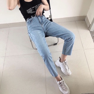 Quần jean nữ dáng baggy